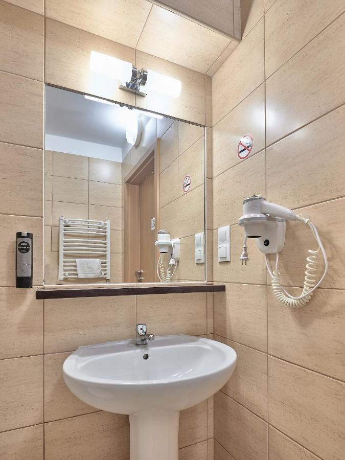 Aparthotel Lumen à Cracovie Extérieur photo
